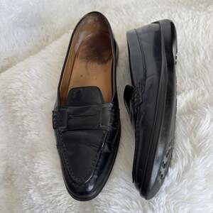 Tod's Y2K Black Leather Penny Loafers Driving Shoes Quiet Luxury EU 39 US 8.5